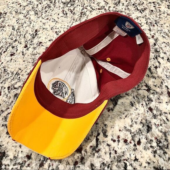 REEBOK Washington Redskins On Field Equipment NFL Football L/XL White Red Rare - Picture 5 of 6